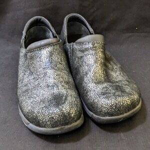 Mozo Forza Womens 9‎ Silver Crackle Leather Slip Resistant Work Clogs Shoes 3729
